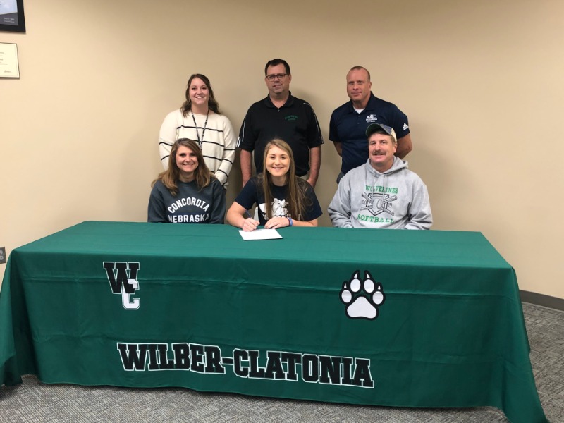 Alexis Tachovsky Signs with Concordia University
